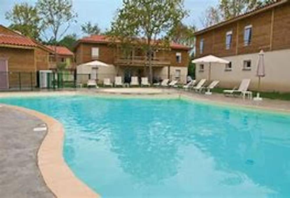 Aureilhan-Appartemant 4-6 Pp Piscine Cosy En Bord Lac Kültér fotó